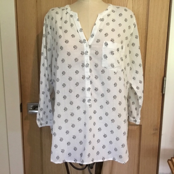 Old Navy cotton gauze top - Picture 1 of 8